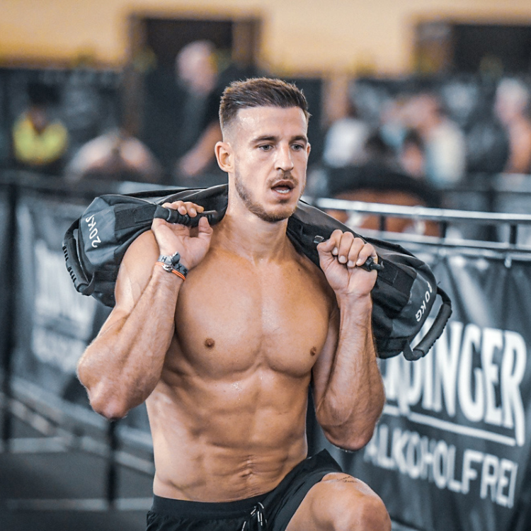 HYROX Sandbag Lunges